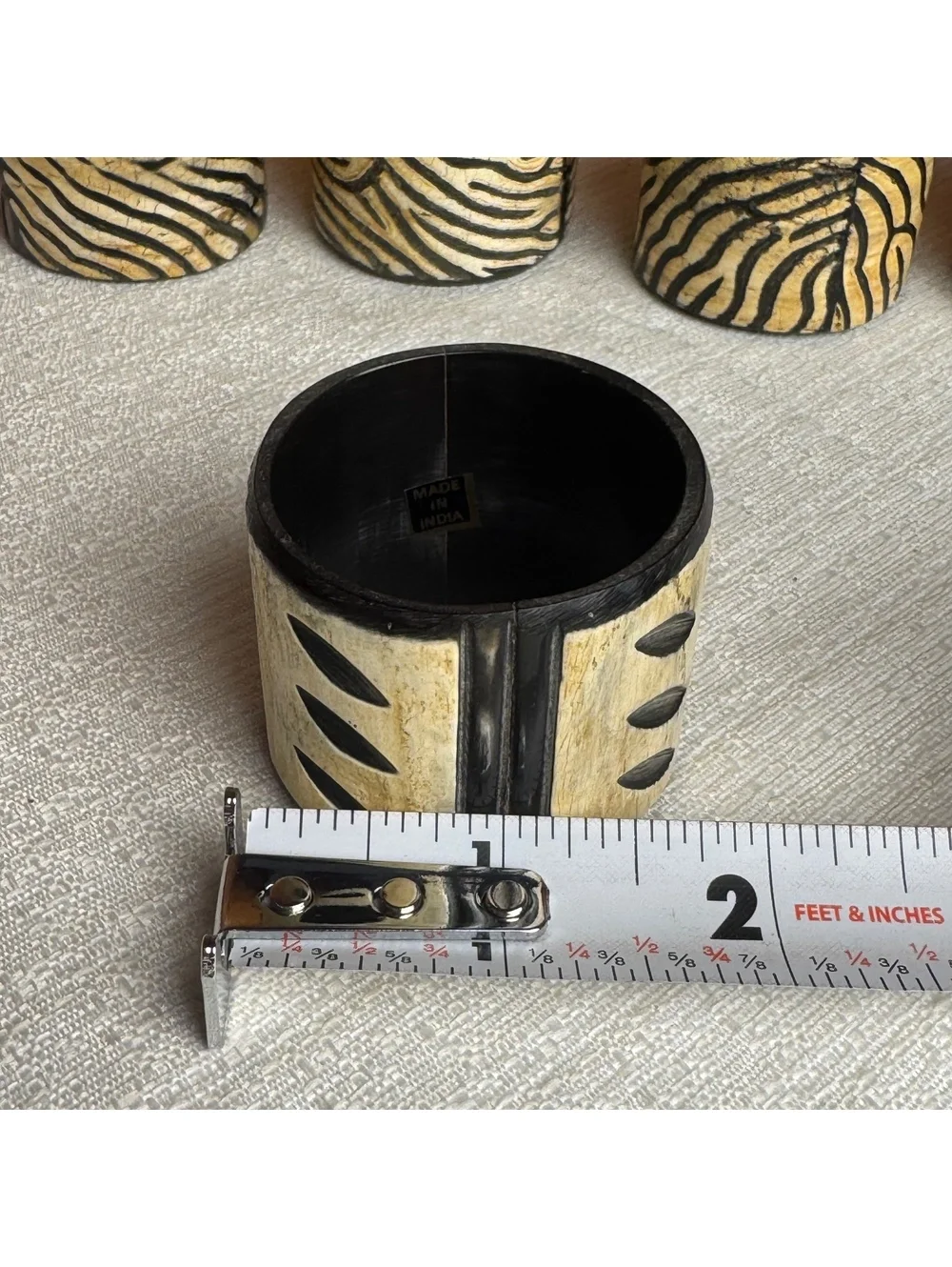 Vintage Set Of 8 Resin Napkin Rings Made In India Black Cream Tan